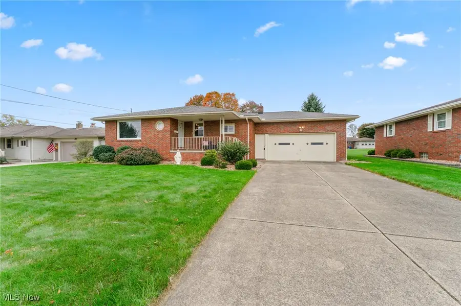 576 W Harvey Street, Struthers, OH 44471 - Image #2