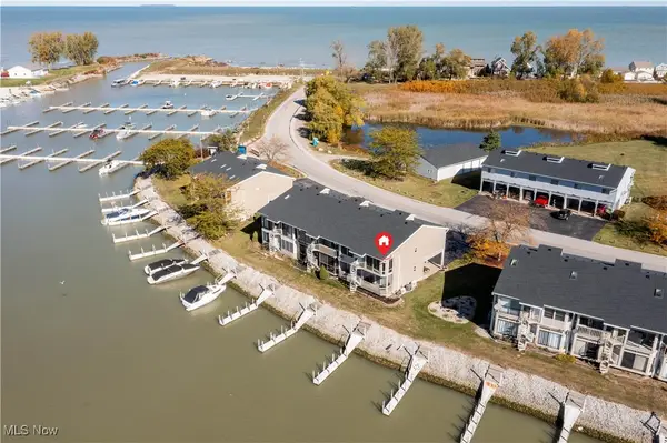 6504 N Harris Harbor Drive, Oak Harbor, OH 43449