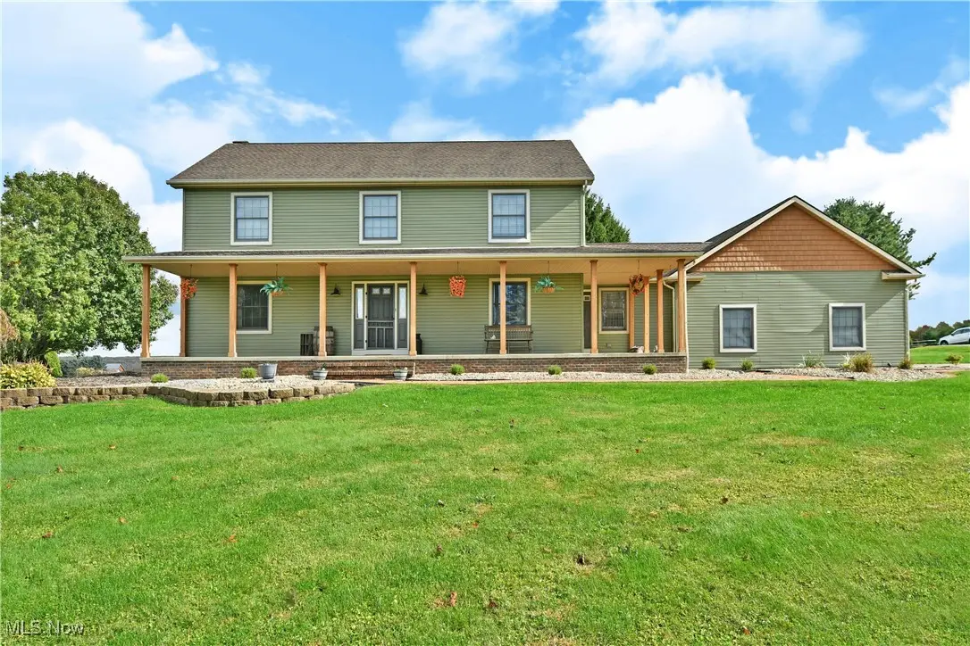 2486 Waynewood Ne Drive, Fowler, OH 44418 - Image #1
