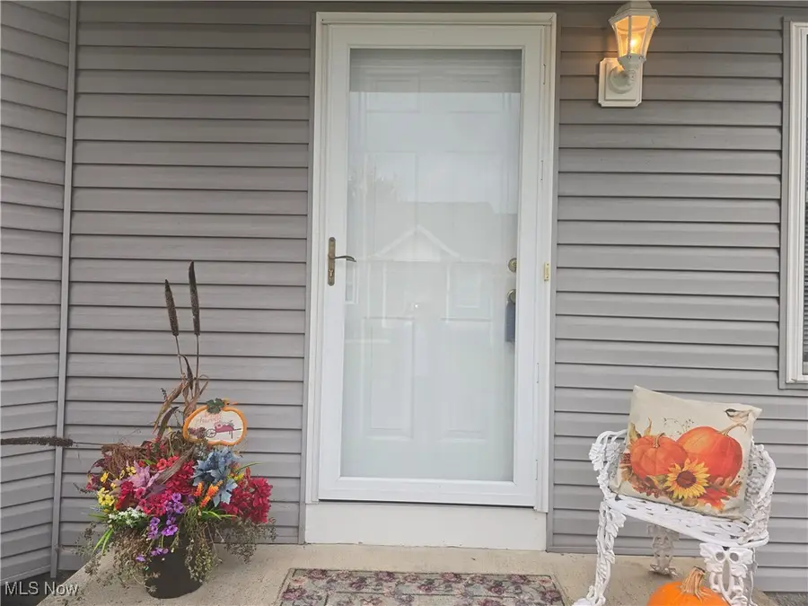 3278 Sumser Nw Street, North Canton, OH 44720 - Image #3