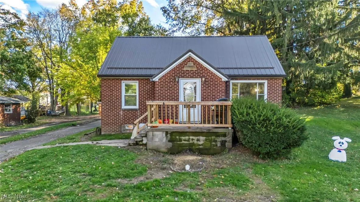 6984 Warren Sharon Road, Brookfield, OH 44403 - Image #1