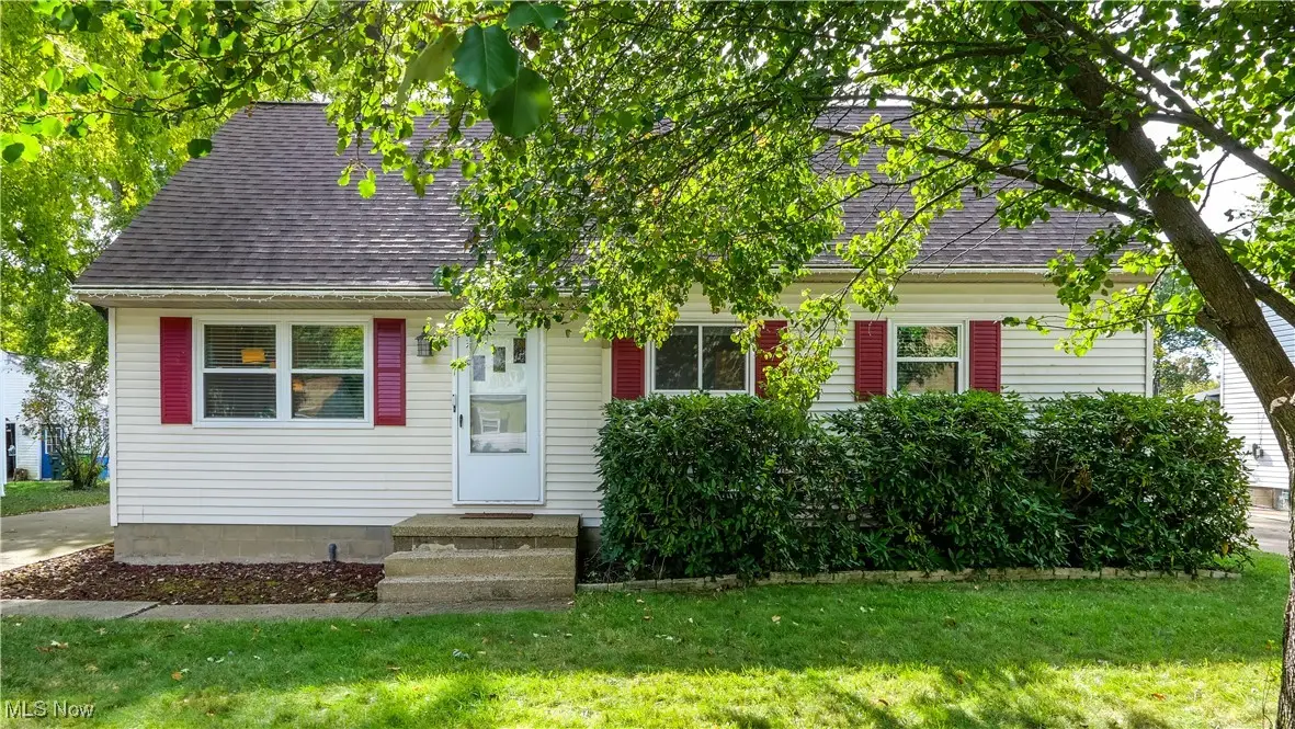 197 Lindsey Road, Munroe Falls, OH 44262 - Image #1