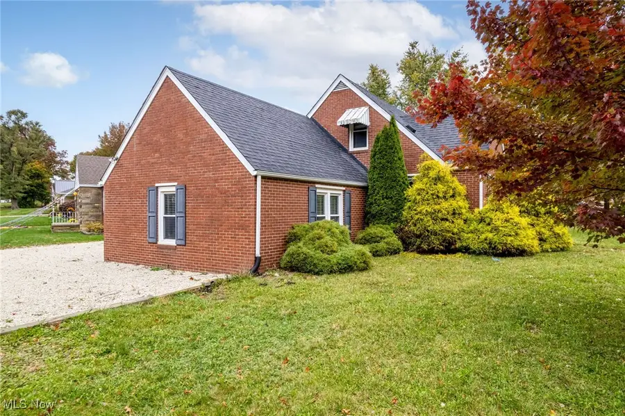 176 Akron Road, Wadsworth, OH 44281 - Image #2