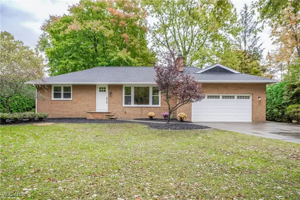 7731 Mccreary Road, Seven Hills, OH 44131