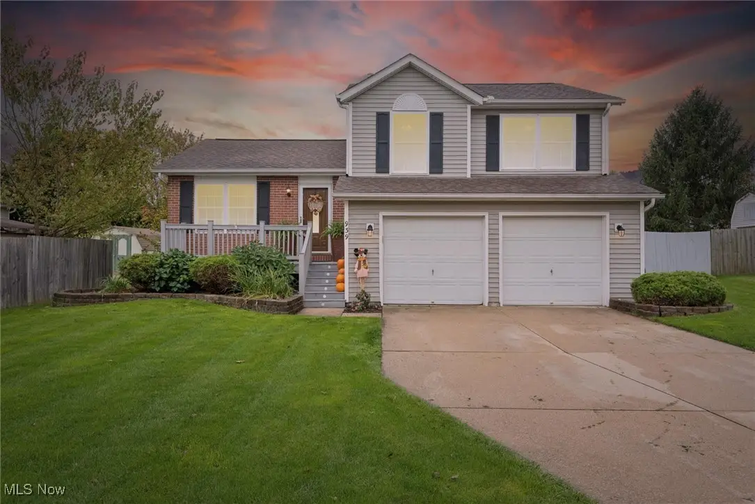 939 Westview Court, Medina, OH 44256 - Image #1