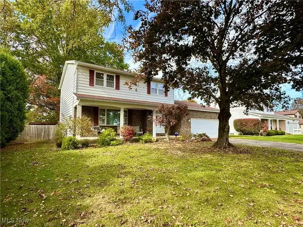 3348 Darbyshire Drive, Canfield, OH 44406