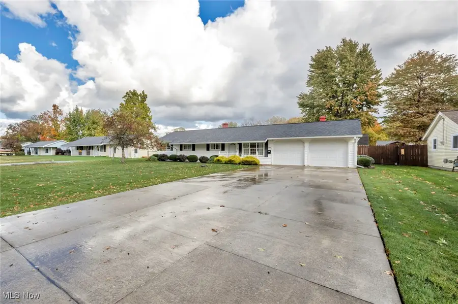 5953 Wedgewood Drive, Mentor On The Lake, OH 44060 - Image #3