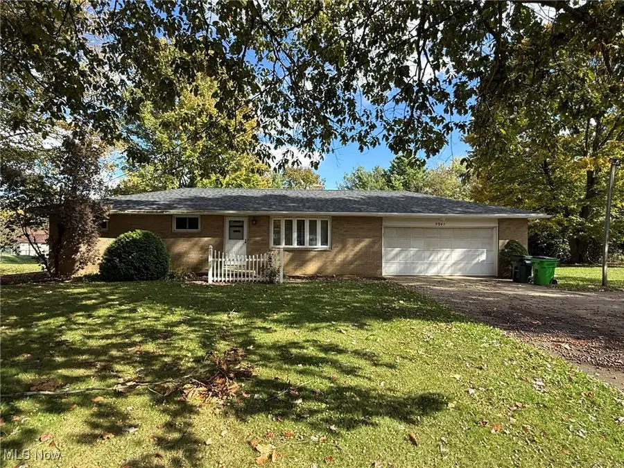 5941 Richville Sw Drive, Navarre, OH 44662 - Image #2