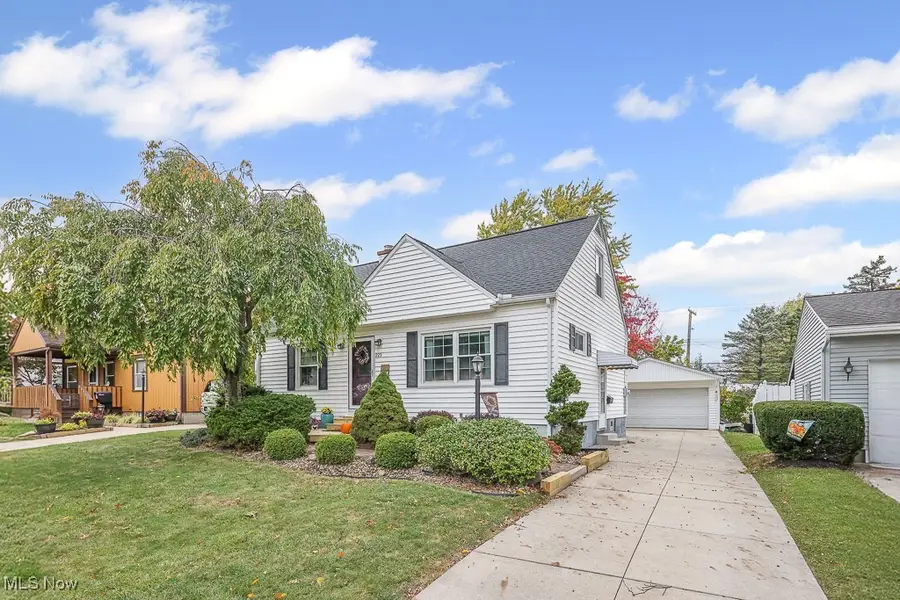 223 Filmore Avenue, Cuyahoga Falls, OH 44221 - Image #2