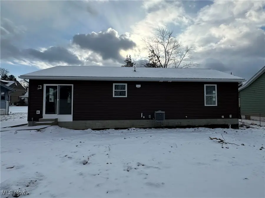 950 Bonnie Brae Avenue, Youngstown, OH 44511 - Image #2