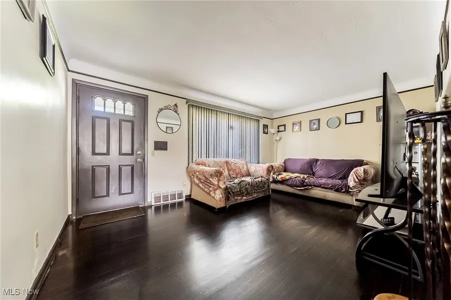 11808 Fordham Road, Garfield Heights, OH 44125 - Image #3