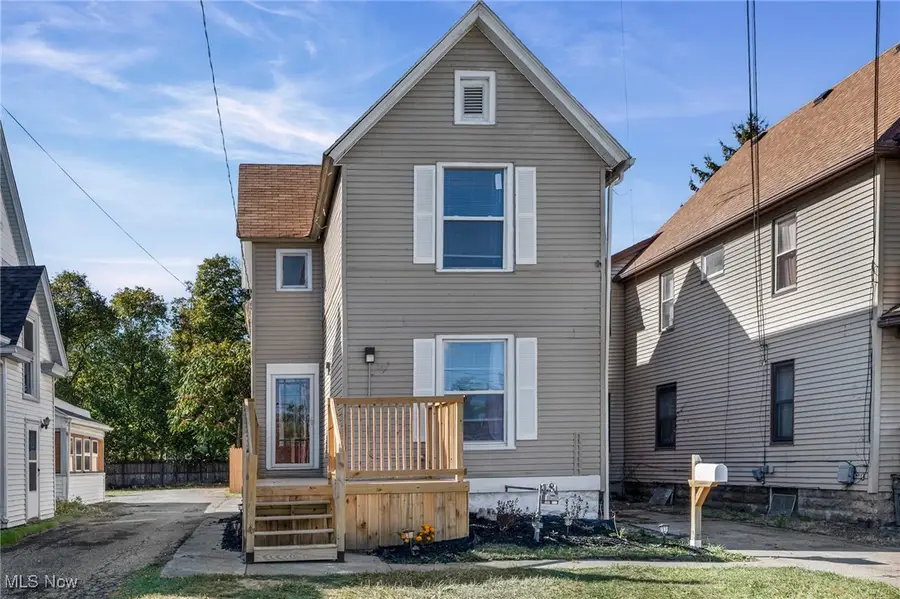 366 Oberlin Avenue, Lorain, OH 44052 - Image #2