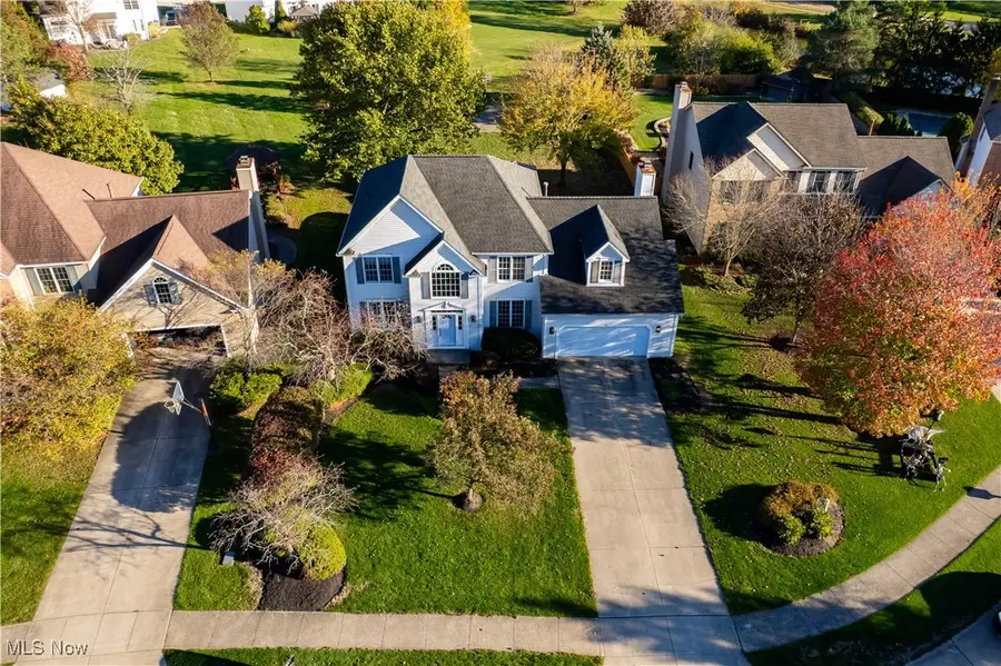 7309 Pondside Point, Olmsted Township, OH 44138 - Image #2