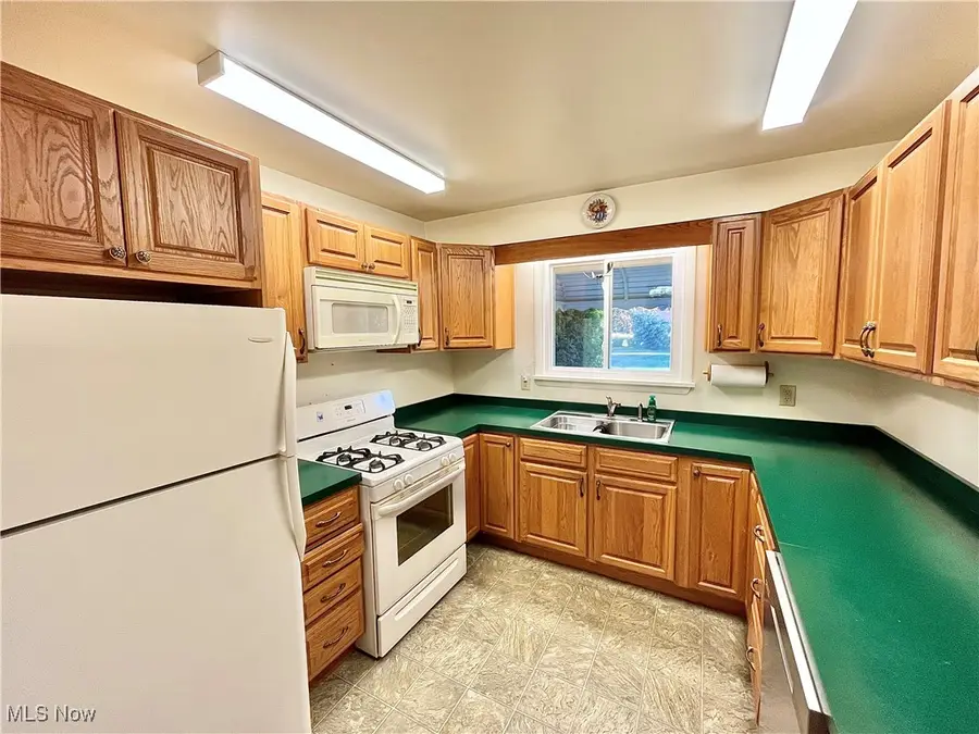 57 Eaton Drive, Conneaut, OH 44030 - Image #2