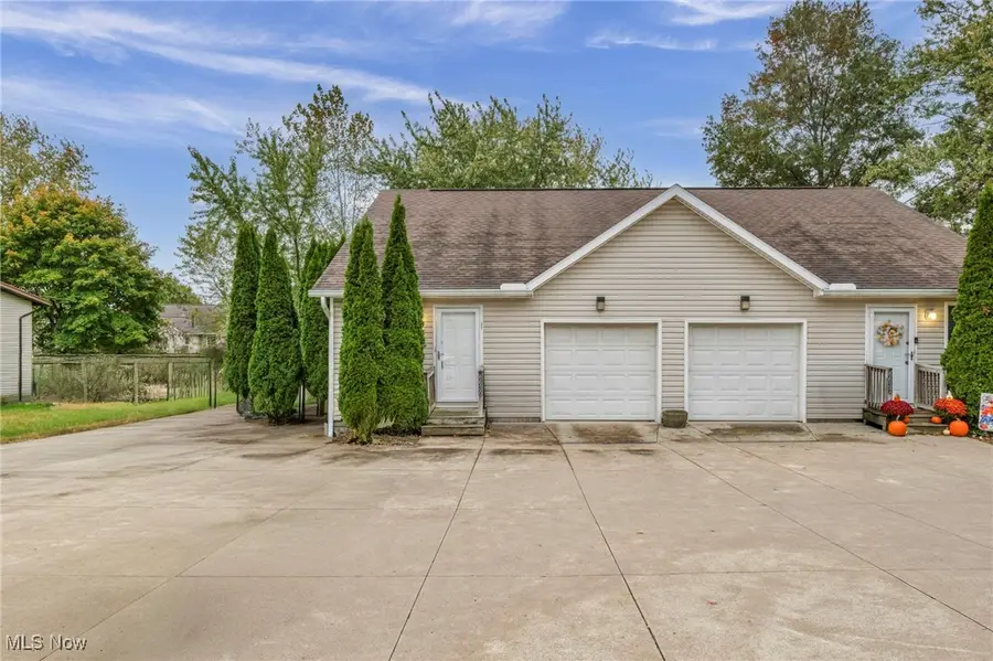 6630 Portage Nw Street, North Canton, OH 44720 - Image #2