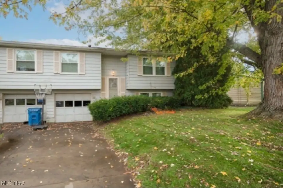 8052 Castle Rock Ne Drive, Warren, OH 44484 - Image #1