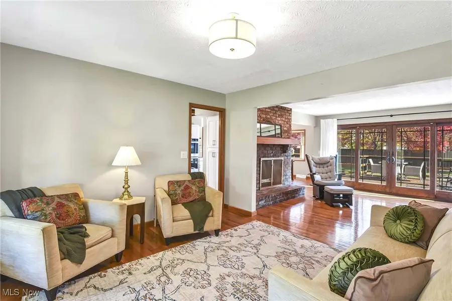 11431 Villa Grande Drive, North Royalton, OH 44133 - Image #2