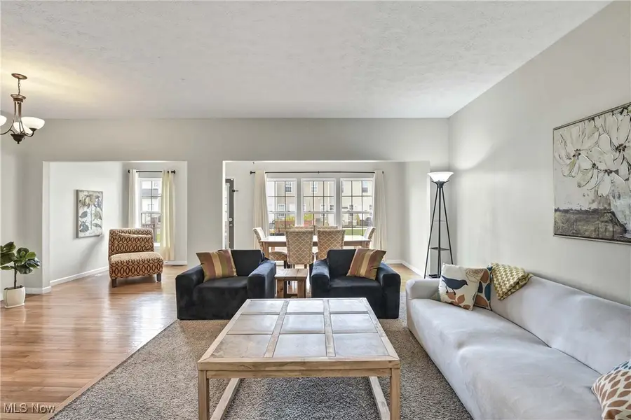 105 Clay Court, Berea, OH 44017 - Image #2