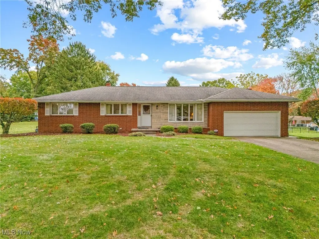 930 Las Olas Nw Street, Canton, OH 44720 - Image #1