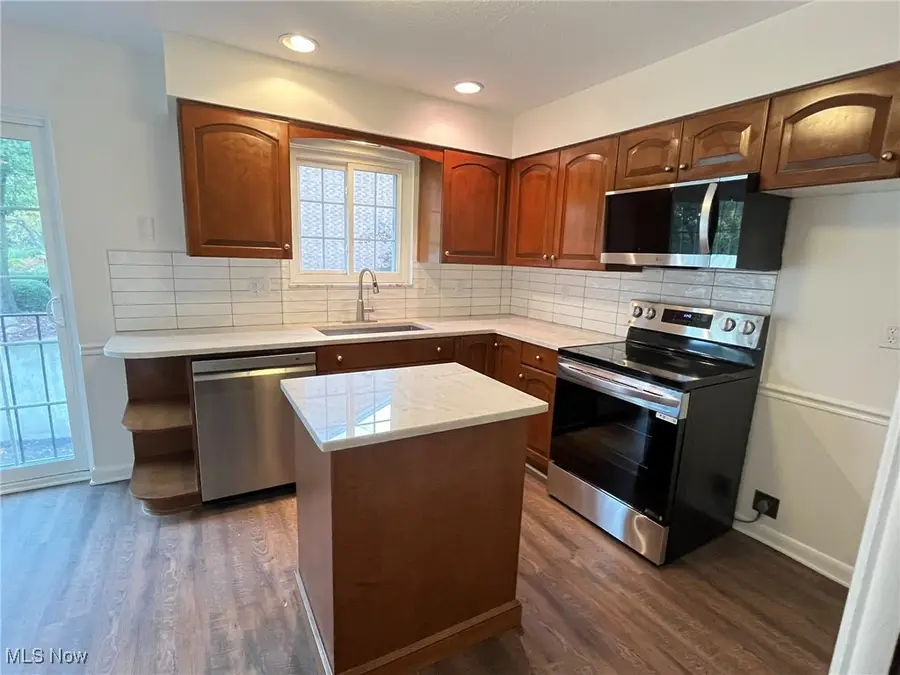 4336 W 196th Street, Fairview Park, OH 44126 - Image #2