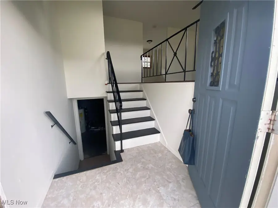 1273 Michigan Avenue, Lorain, OH 44052 - Image #2