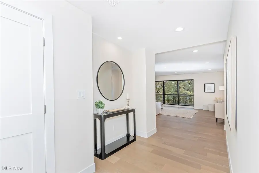 27500 Cedar Road #804, Beachwood, OH 44122 - Image #3