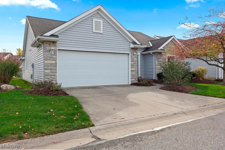 222 Stonehedge Drive, Elyria, OH 44035 - Image #2