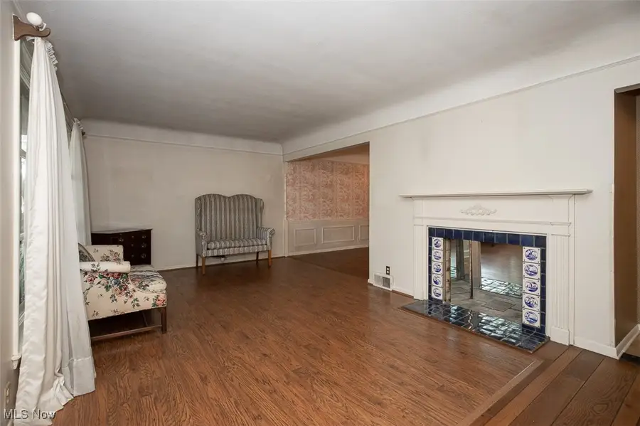 1307 Ford Road, Lyndhurst, OH 44124 - Image #3