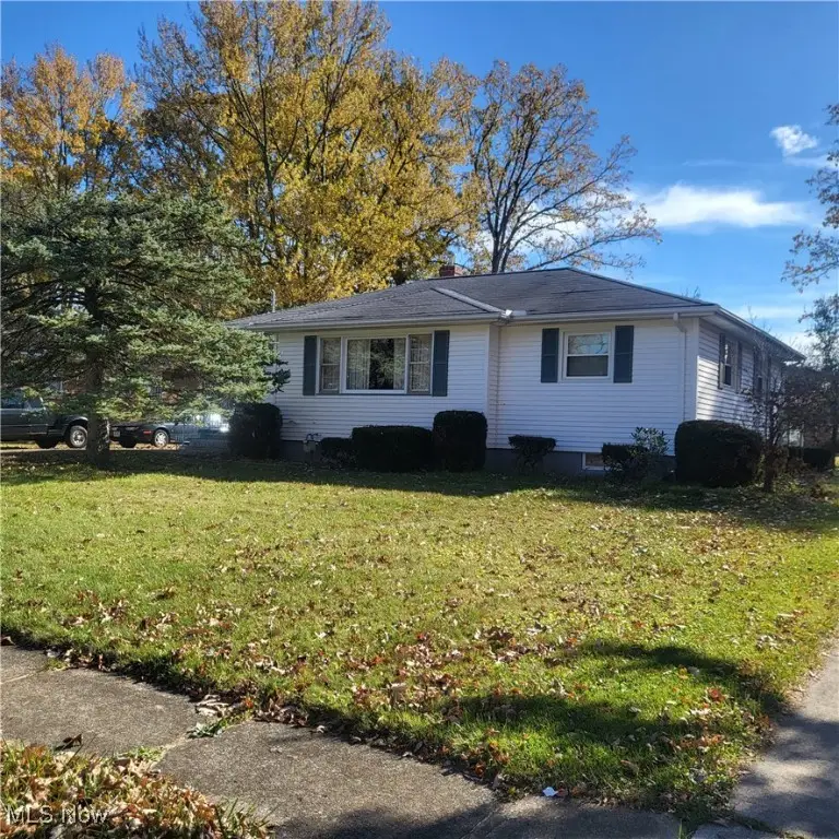 1321 Westwood Drive, Lorain, OH 44053 - Image #1