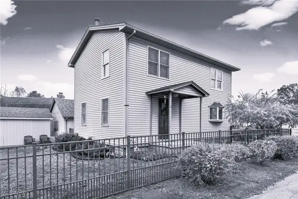 110 N Cross Street, Columbiana, OH 44408