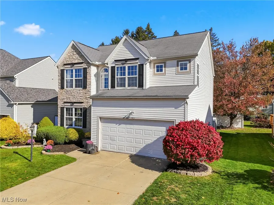 785 Queens Gate Way, Wadsworth, OH 44281 - Image #2