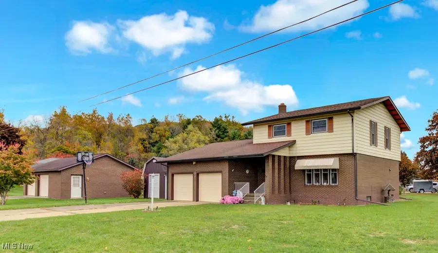 7227 Maple Nw Street, Malvern, OH 44644 - Image #2