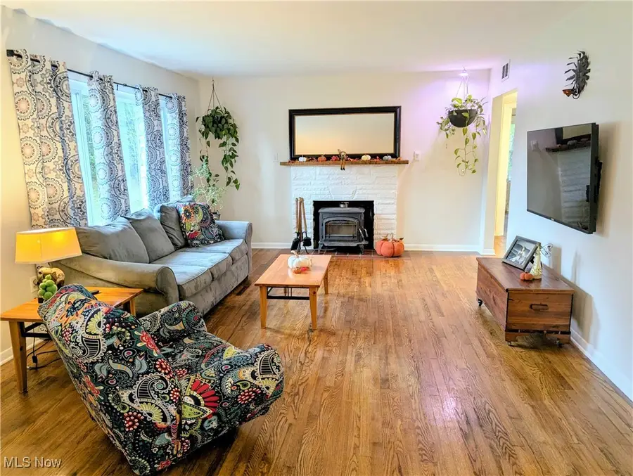 13251 Hickory Street, Chesterland, OH 44026 - Image #2