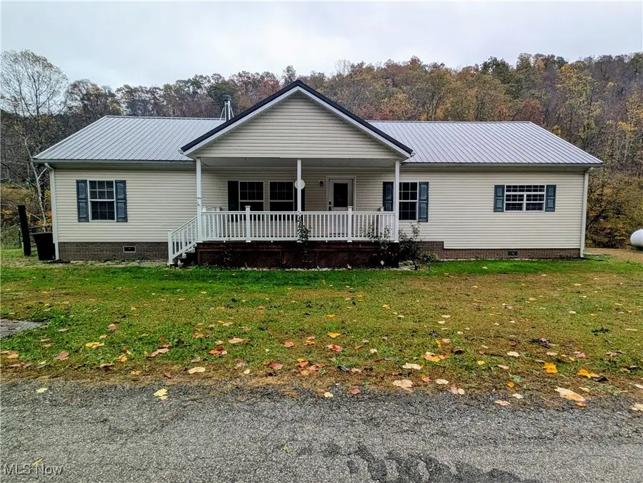 98 Trace Road, Newton, WV 25266 - Image #2
