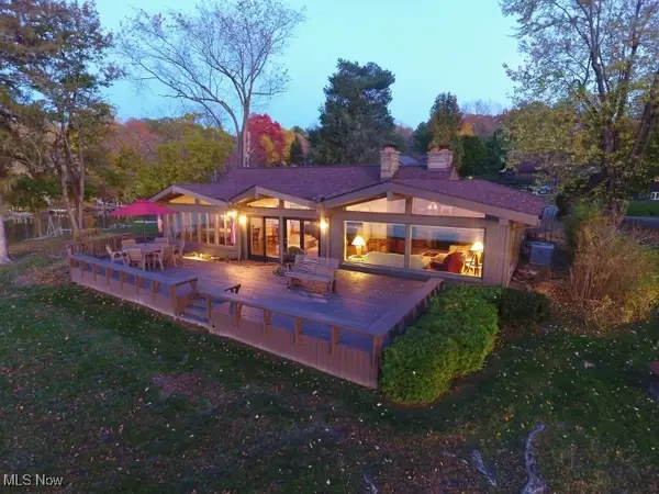 2258 Laurel Sw Drive, Sherrodsville, OH 44675