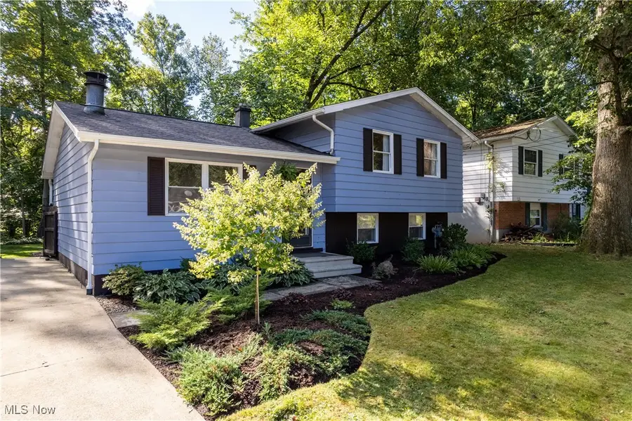 1029 Karen Drive, Akron, OH 44313 - Image #2