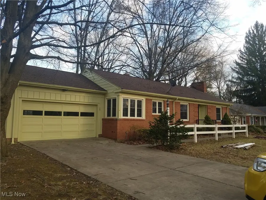 4095 Stratford Road, Youngstown, OH 44512 - Image #2