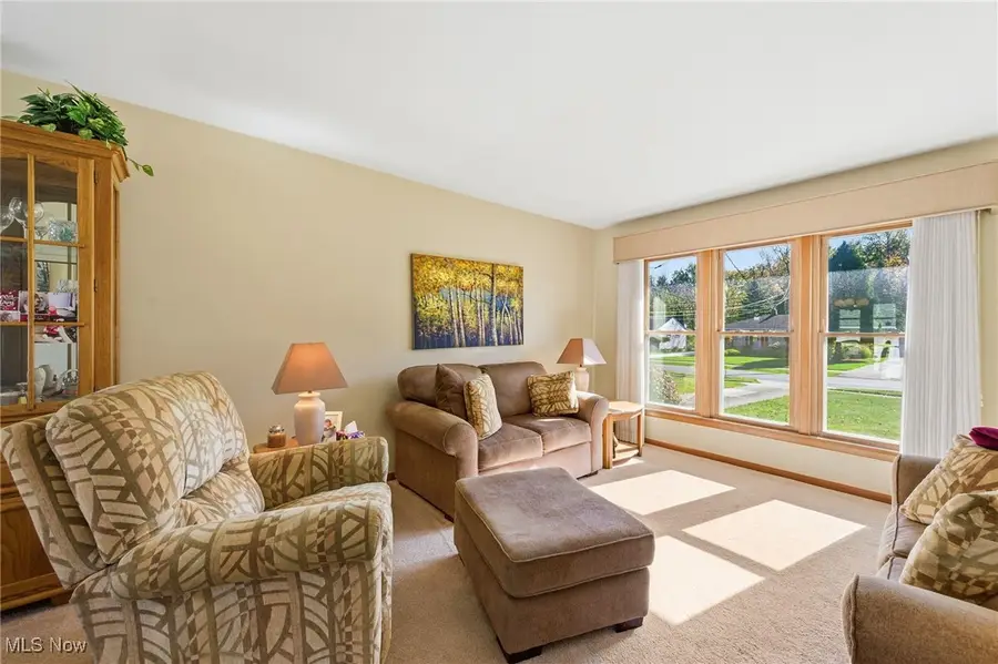 23856 Lebern Drive, North Olmsted, OH 44070 - Image #2