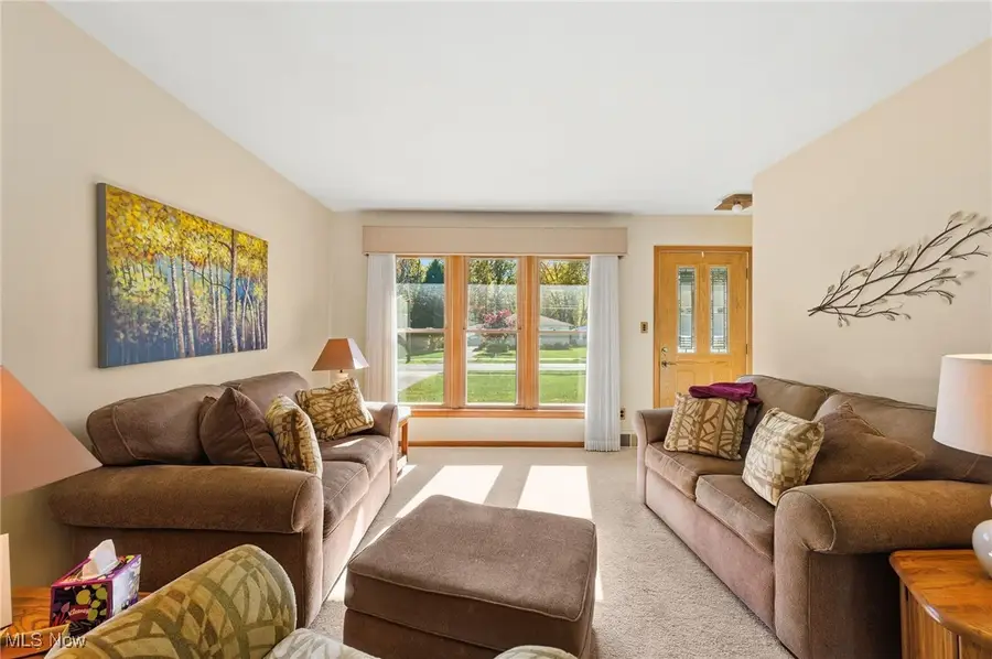 23856 Lebern Drive, North Olmsted, OH 44070 - Image #3