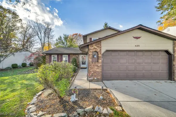 425 Loyola Drive, Elyria, OH 44035