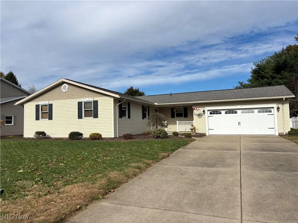 172 Karns Drive, Dover, OH 44622 - Image #1