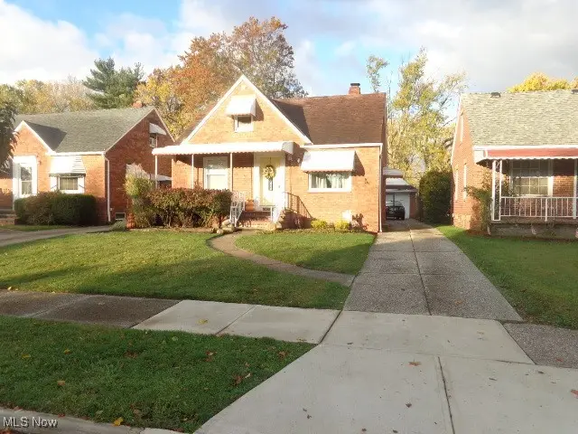 4334 S Parkside Drive, Brooklyn, OH 44144 - Image #1