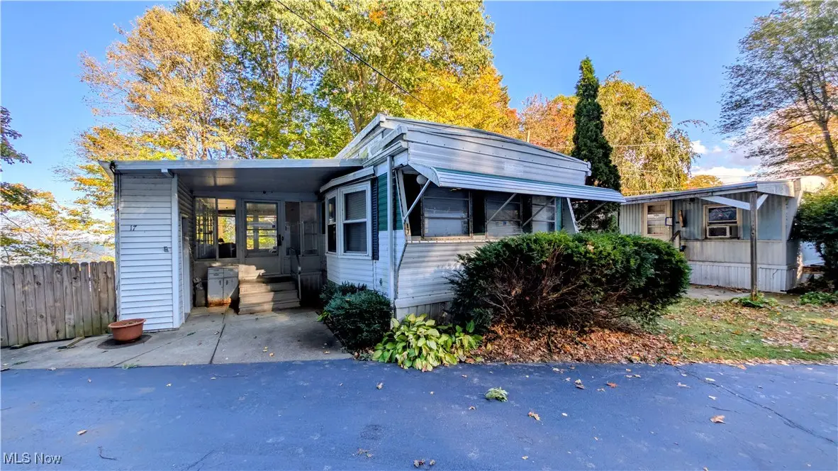 4017 Lake Road #17, Conneaut, OH 44030 - Image #1