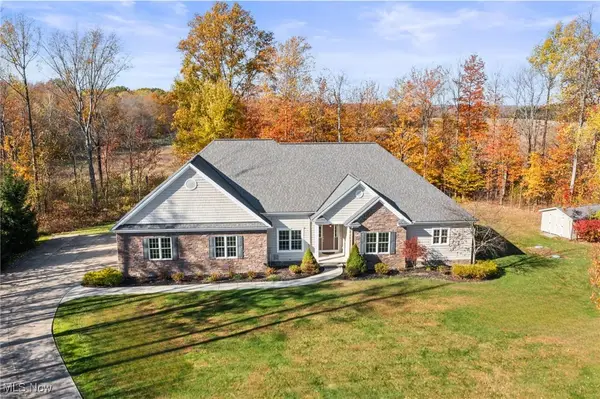 14390 Lexington Lane, Novelty, OH 44072