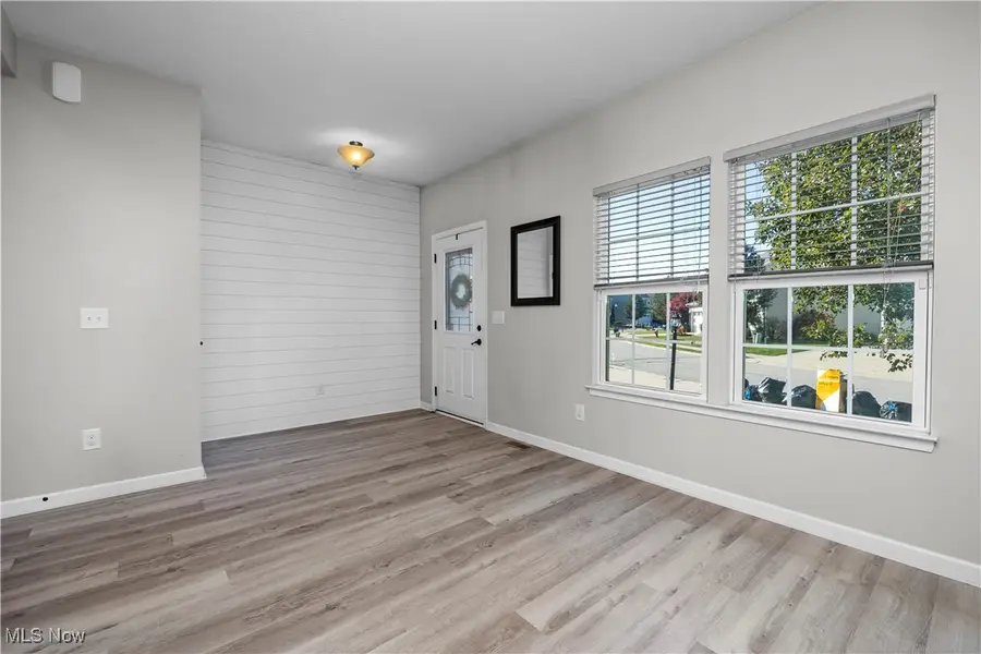 9088 Stonegate Circle, North Ridgeville, OH 44039 - Image #3