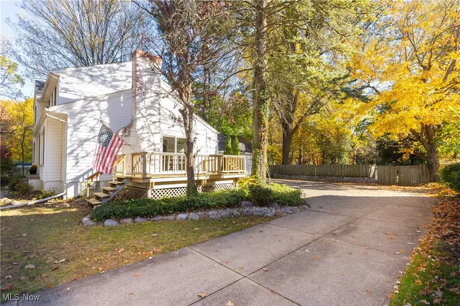 4553 Porter Road, North Olmsted, OH 44070 - Image #2