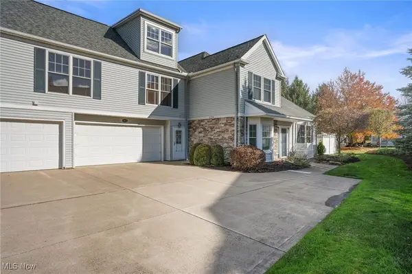 317 W Legend Court #B, Highland Heights, OH 44143