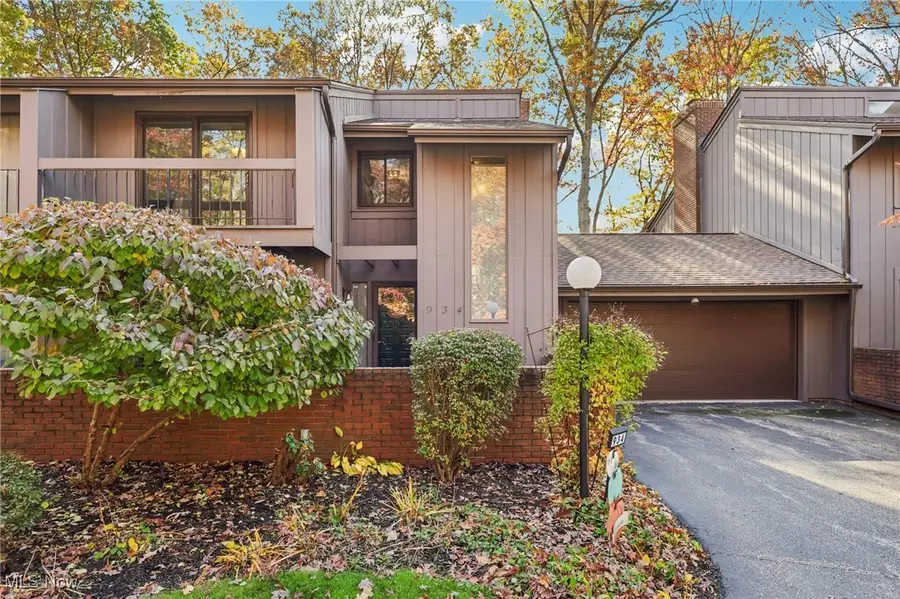 934 Canyon View Road, Sagamore Hills, OH 44067 - Image #3