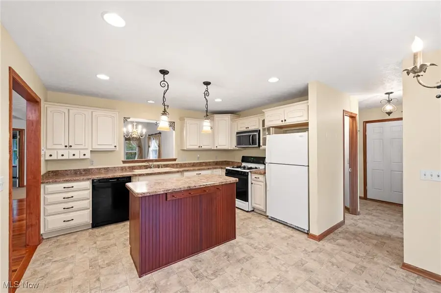 5891 Birdie Lane, Mentor, OH 44060 - Image #2