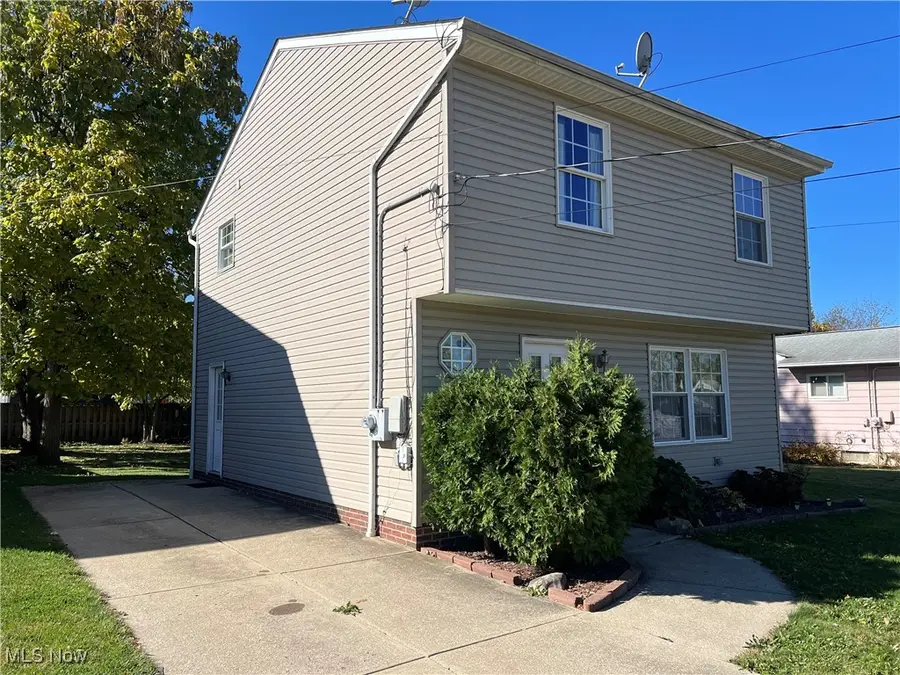 1834 Robindale Street, Wickliffe, OH 44092 - Image #2